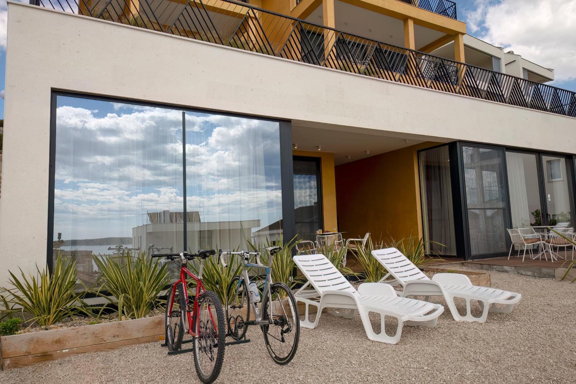 Mediterana Art Deco Resort (Adults Only) Шибеник Экстерьер фото