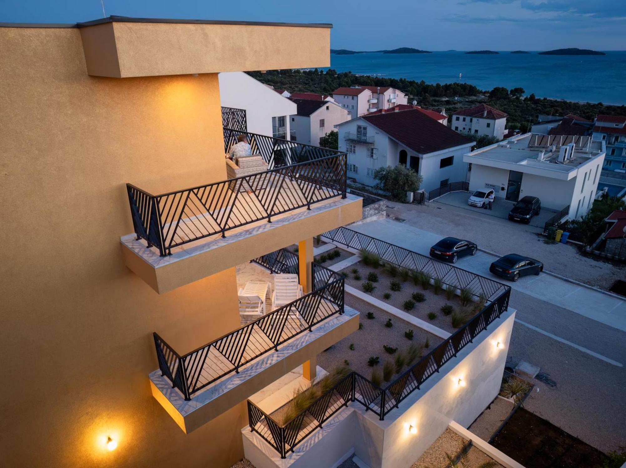 Mediterana Art Deco Resort (Adults Only) Шибеник Экстерьер фото